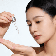 护肤山茶油：秋冬深层保湿，告别干燥“危肌”