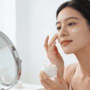 护肤山茶油：天然淡纹，温和抗老的肌肤之选