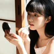 恩泉护肤山茶油唇膏:一抹柔润,解锁天然护唇新体验