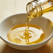 恩泉护肤山茶油可以擦脸吗?天然养肤的匠心之选