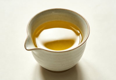 判断山茶油哪家好，关键不在“多香”，而在是否适合天天吃