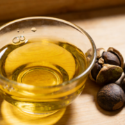 茶油为什么 “贵” 得有底气？中华老字号山茶油恩泉给出答案