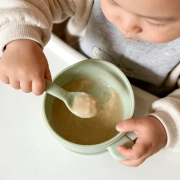 恩泉宝宝红花山茶油礼盒装：给宝宝的第一口聪明油